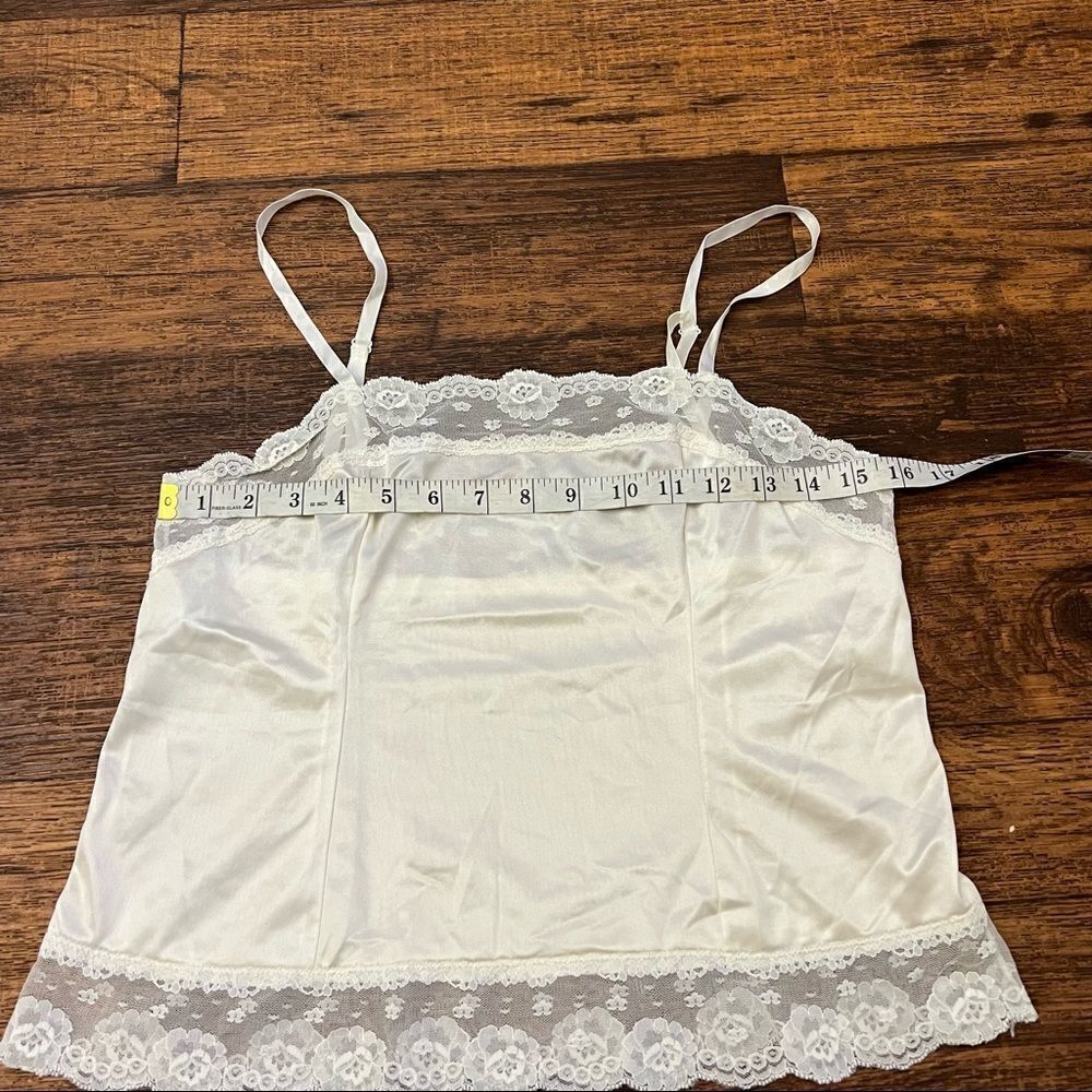 Warners lingerie top  - Picture 3 of 8